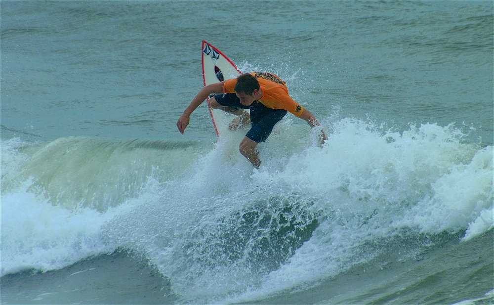 (01) Dscf3941 (bushfish - morning surf 3).jpg   (1000x617)   257 Kb                                    Click to display next picture